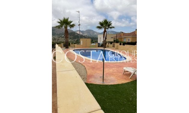 Nowy budynek - Willa -
La Romana