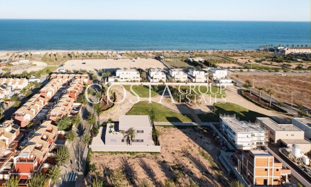 Nowy budynek - Willa -
Pilar de la Horadada - Pilar De La Horadada