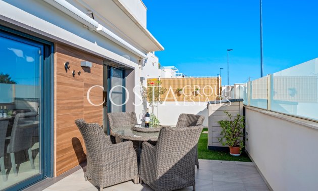 Resale - Villa -
Los Alcazares - Euro Roda
