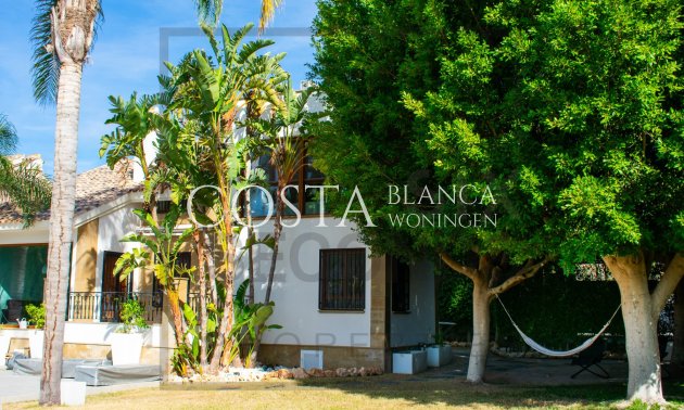 Herverkoop - Villa -
Algorfa - La finca Golf