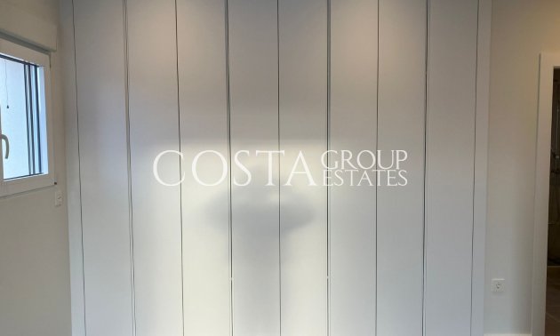 Nowy budynek - Willa -
Pinoso