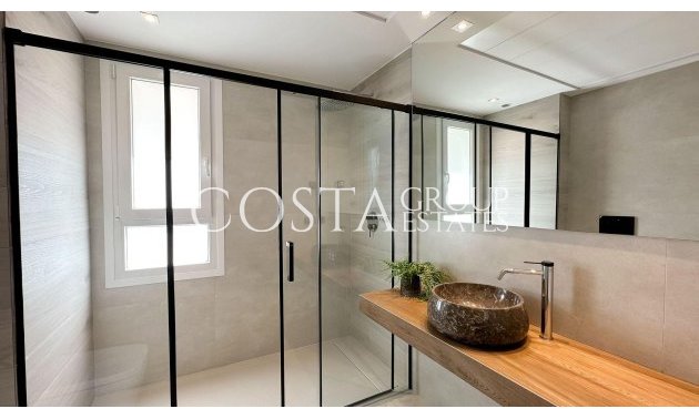 Neue Gebäude - Villa -
Algorfa - La Finca Golf