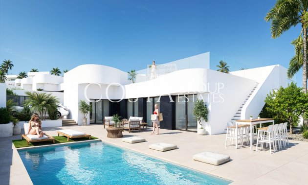 Nowy budynek - Willa -
Algorfa