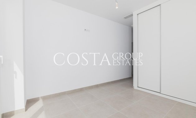 Neue Gebäude - Villa -
Polop - La Alberca