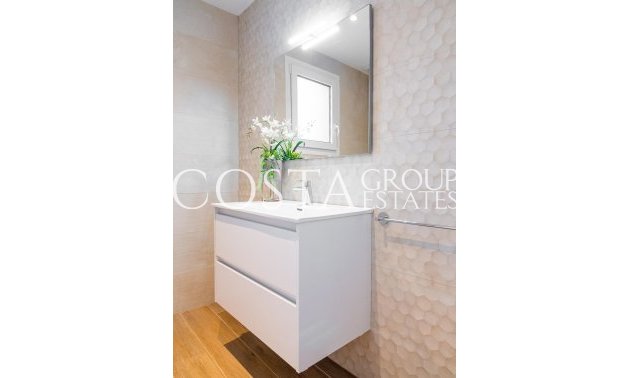 Neue Gebäude - Villa -
Polop - La Alberca