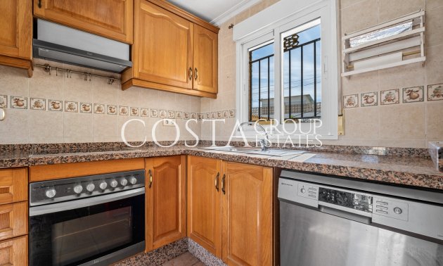 Herverkoop - Villa -
Orihuela Costa - Castillo de Don Juan