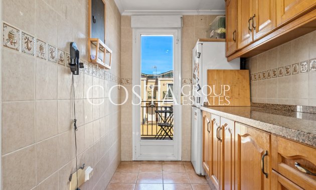 Herverkoop - Villa -
Orihuela Costa - Castillo de Don Juan