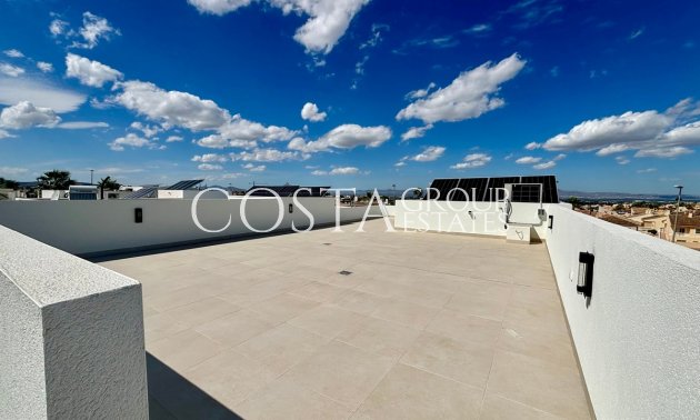 Neue Gebäude - Villa -
Rojales