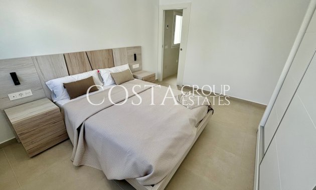 Neue Gebäude - Villa -
Rojales