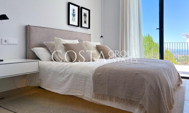 Nowy budynek - Willa -
Polop - PAU 1