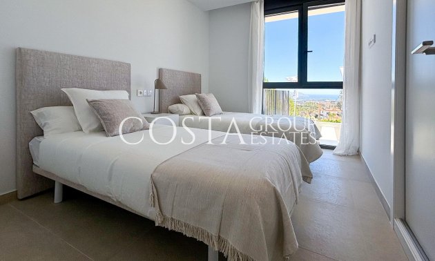 Nowy budynek - Willa -
Polop - PAU 1