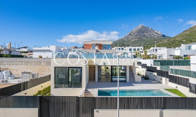 Neue Gebäude - Villa -
Polop - La Alberca