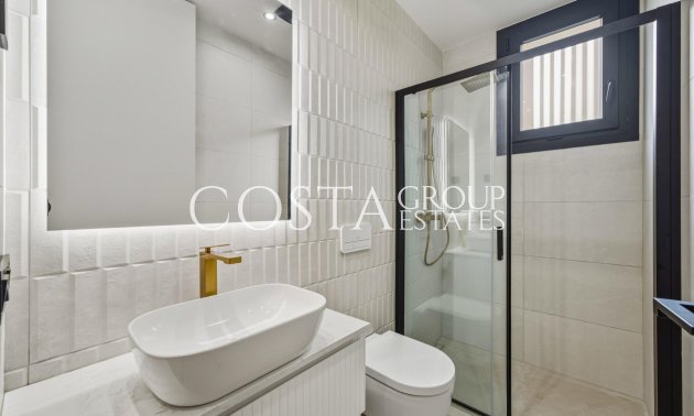 Neue Gebäude - Villa -
Polop - La Alberca