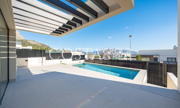 Neue Gebäude - Villa -
Polop - La Alberca