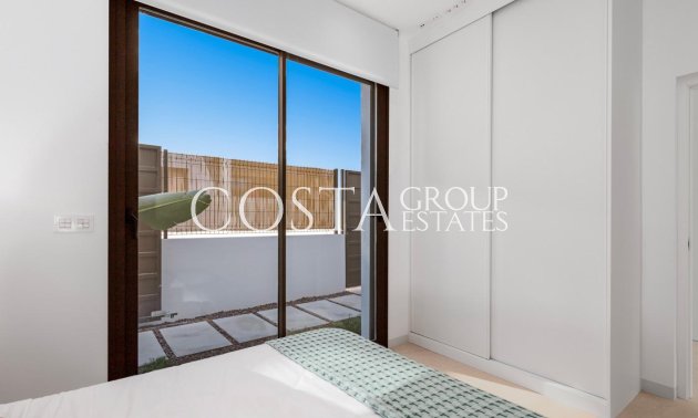 Neue Gebäude - Villa -
Los Alcazares - Serena Golf