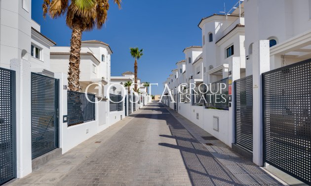 Nowy budynek - Willa -
San Fulgencio