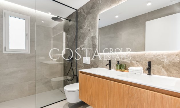 Neue Gebäude - Villa -
Cumbre del Sol