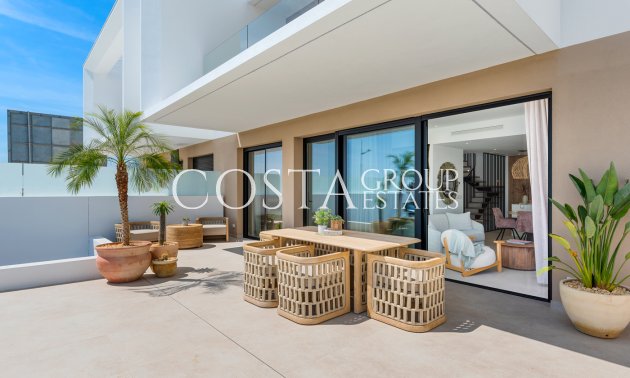 Neue Gebäude - Villa -
Dolores