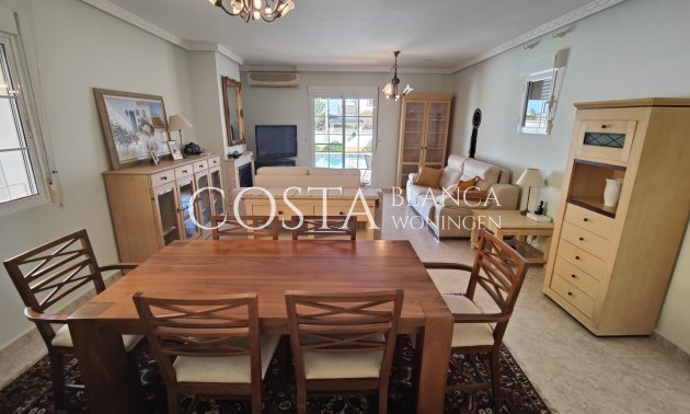 Herverkoop - Villa -
Orihuela Costa - La Zenia