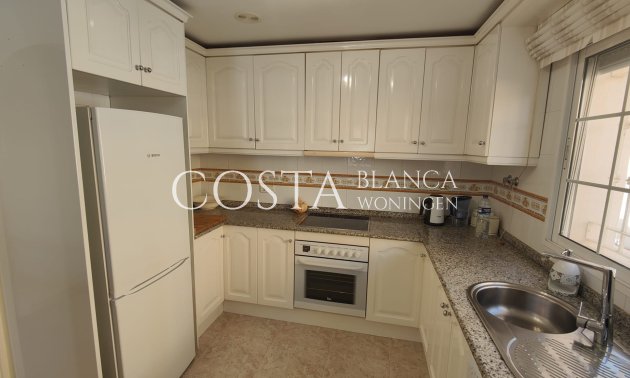 Herverkoop - Villa -
Orihuela Costa - La Zenia