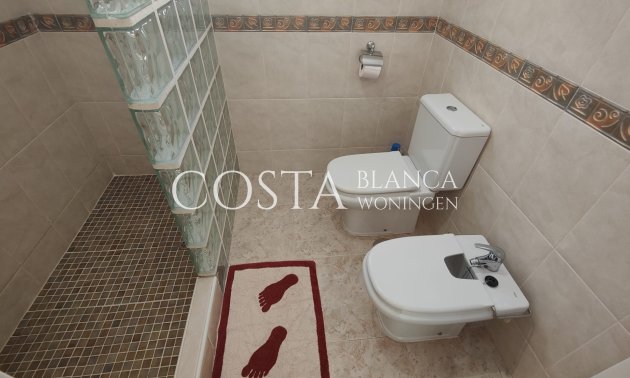 Herverkoop - Villa -
Orihuela Costa - La Zenia