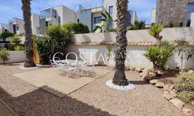 Herverkoop - Villa -
Orihuela Costa - La Zenia