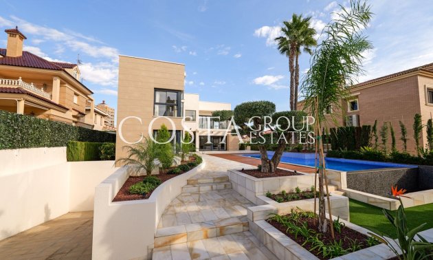 Nieuwbouw Woningen - Villa -
Torrevieja