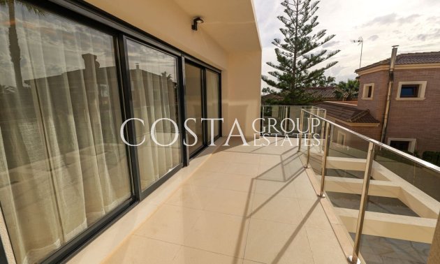 Nieuwbouw Woningen - Villa -
Torrevieja