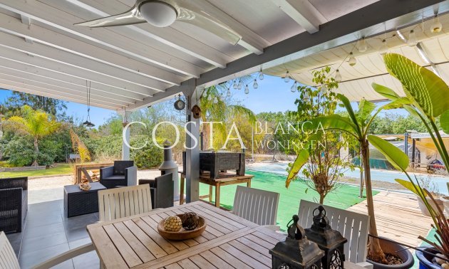 Herverkoop - Villa -
Elche Pedanías - Las Bayas