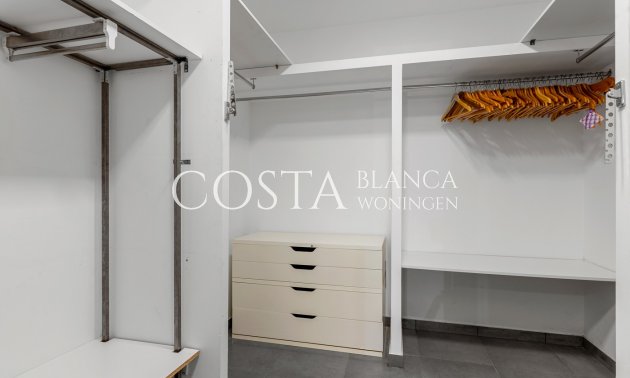 Herverkoop - Villa -
Elche Pedanías - Las Bayas