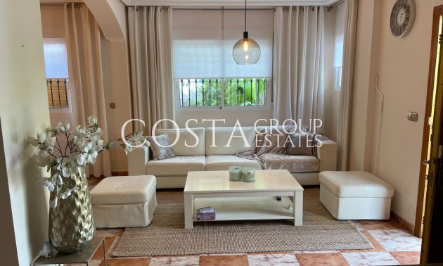 Herverkoop - Villa -
Orihuela Costa - La Regia