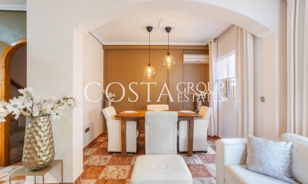 Herverkoop - Villa -
Orihuela Costa - La Regia