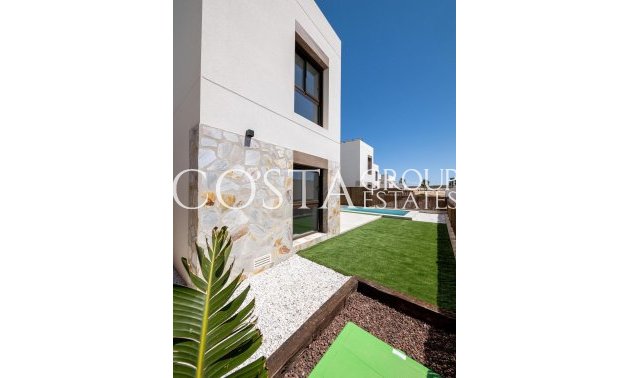 Neue Gebäude - Villa -
Algorfa - La Finca Golf