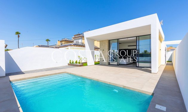 Neue Gebäude - Villa -
Torrevieja - Los Balcones