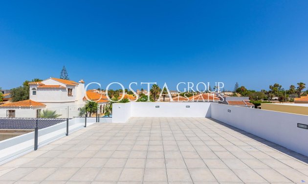 Neue Gebäude - Villa -
Torrevieja - Los Balcones