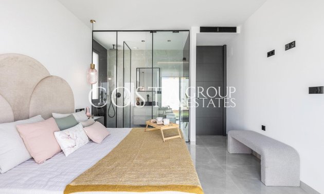 Neue Gebäude - Villa -
Torrevieja - Los Balcones