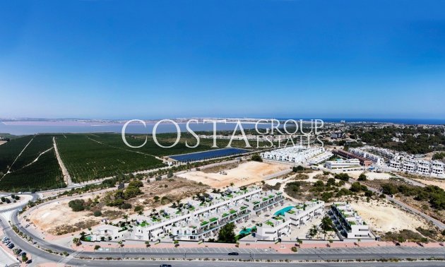 Neue Gebäude - Villa -
Torrevieja - Lago Jardín II