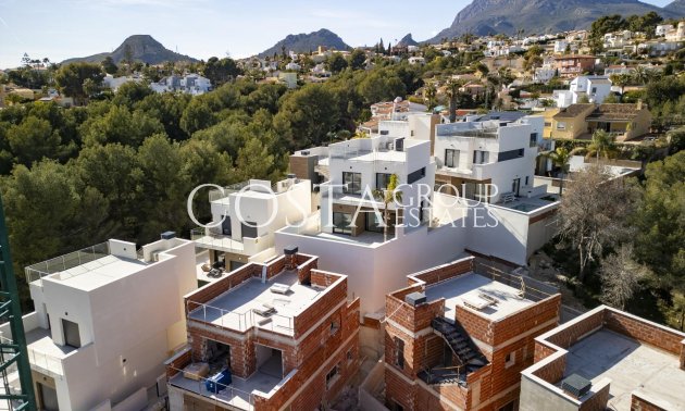 Neue Gebäude - Villa -
La Nucía - Urb. Don Mar