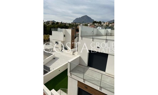 Neue Gebäude - Villa -
La Nucía - Urb. Don Mar