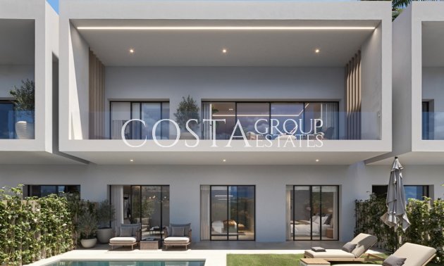 Neue Gebäude - Villa -
Caseres del Sol