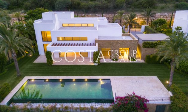 Nouvelle construction - Villa -
Casares