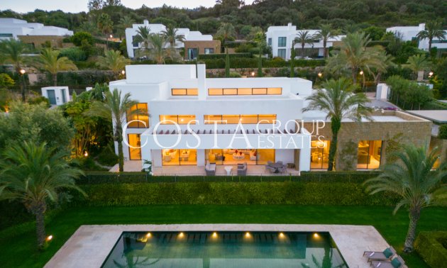 Nouvelle construction - Villa -
Casares