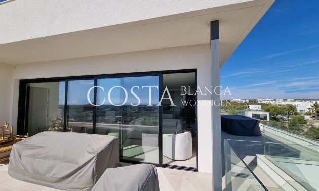 Nowy budynek - Apartament -
Las Colinas Golf and Country Club