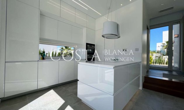 Herverkoop - Villa -
Orihuela - Las Colinas Golf