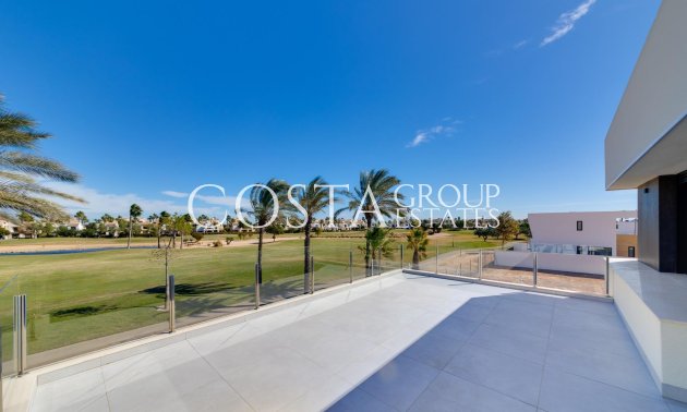 Nowy budynek - Willa -
Pilar de la Horadada - Roda Golf