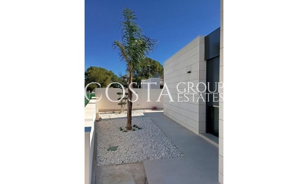 Neue Gebäude - Villa -
Pilar de la Horadada - Roda Golf