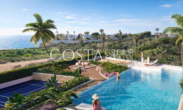 Nowy budynek - Willa -
El Campello - Platja de L´Amerador