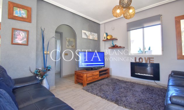 Herverkoop - Villa -
Orihuela Costa - Playa Flamenca