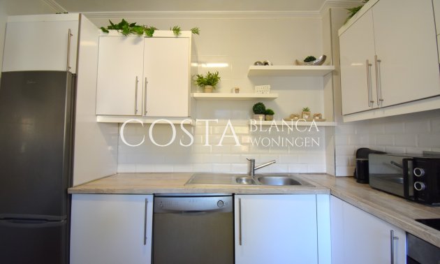Herverkoop - Villa -
Orihuela Costa - Playa Flamenca