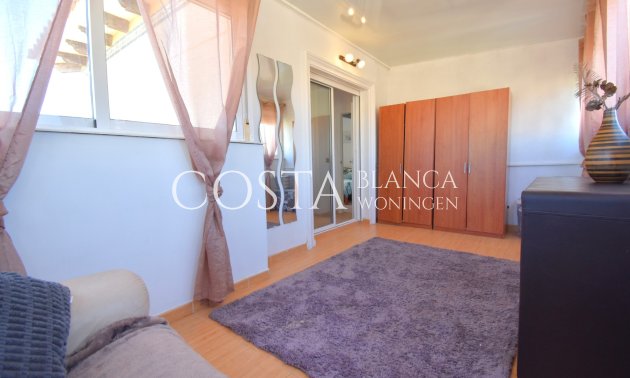 Herverkoop - Villa -
Orihuela Costa - Playa Flamenca